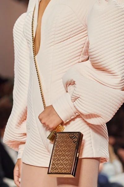 Look 121